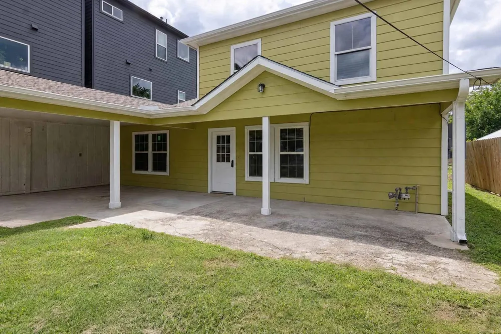 4505 Cochran Street Houston, TX 77009