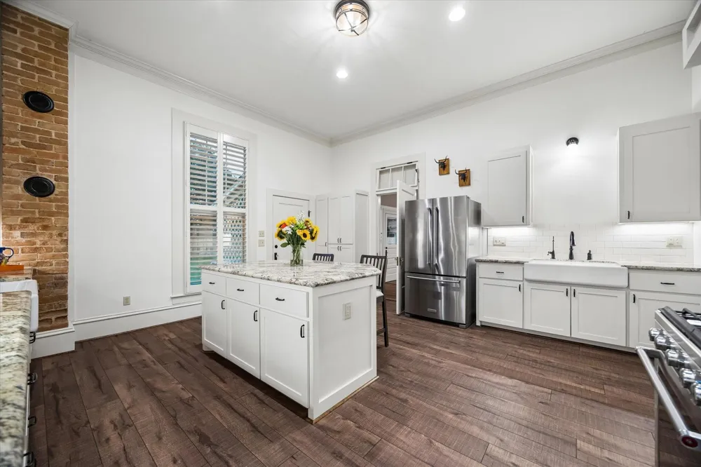 209 E Caney Street Wharton, TX 77488
