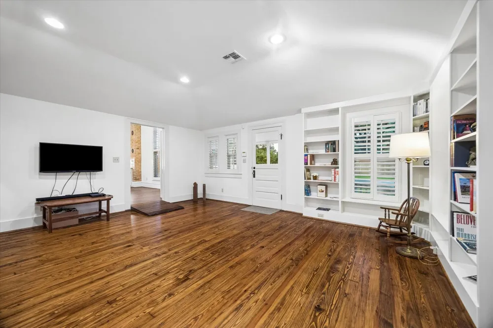 209 E Caney Street Wharton, TX 77488