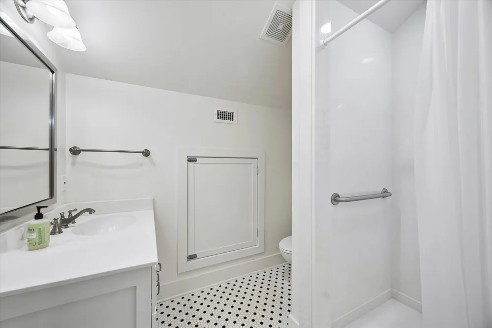 209 E Caney Street Wharton, TX 77488