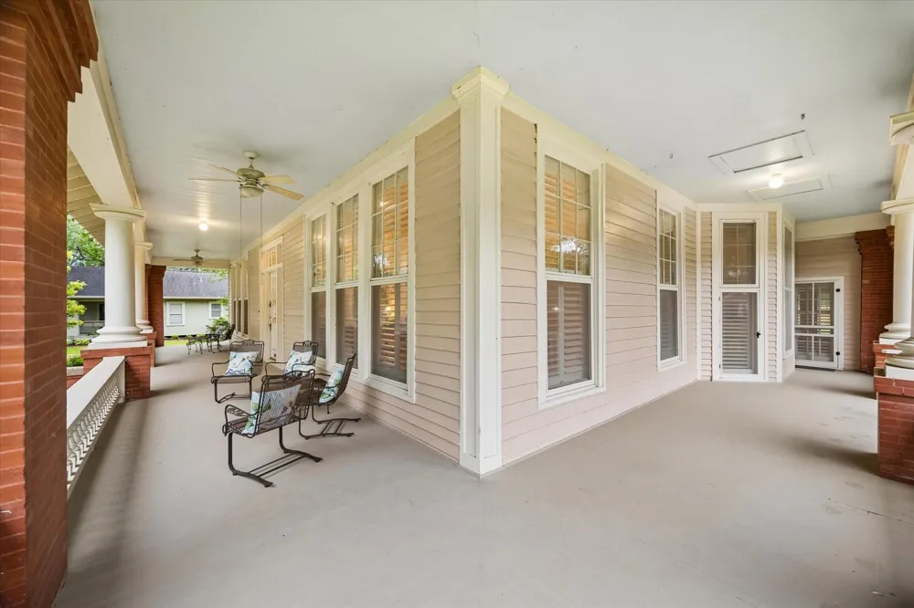 209 E Caney Street Wharton, TX 77488
