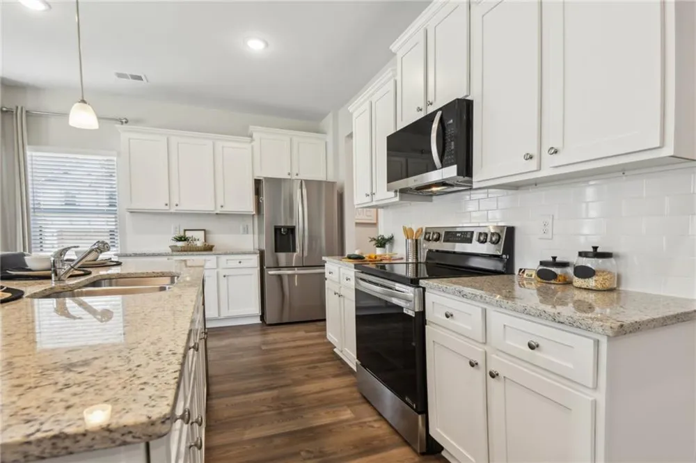 6383 Towhee Way Morrow, GA 30260