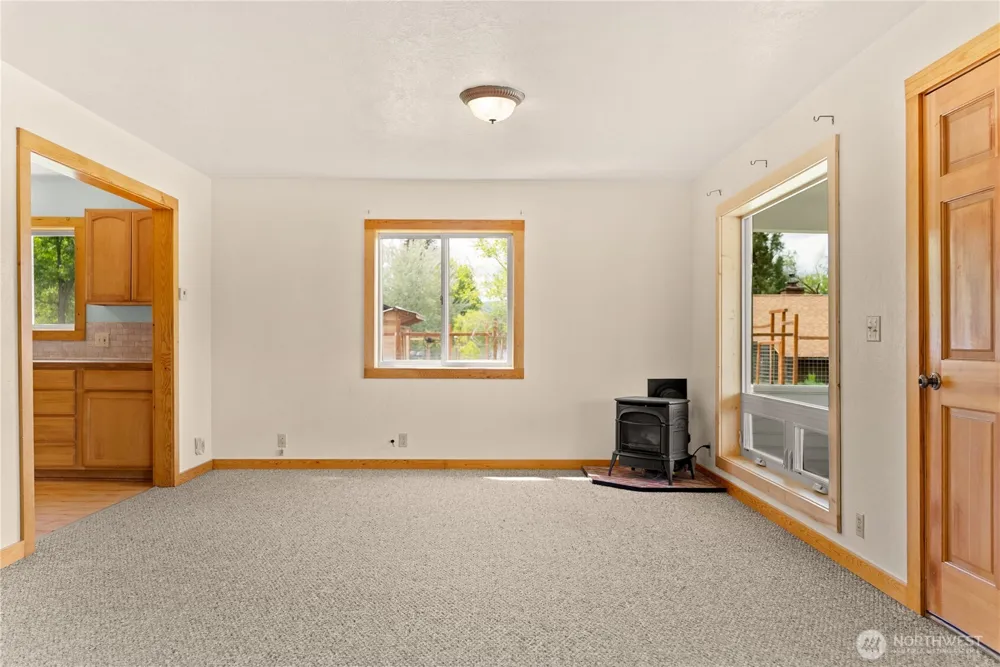 511 Bluff St Winthrop, WA 98862
