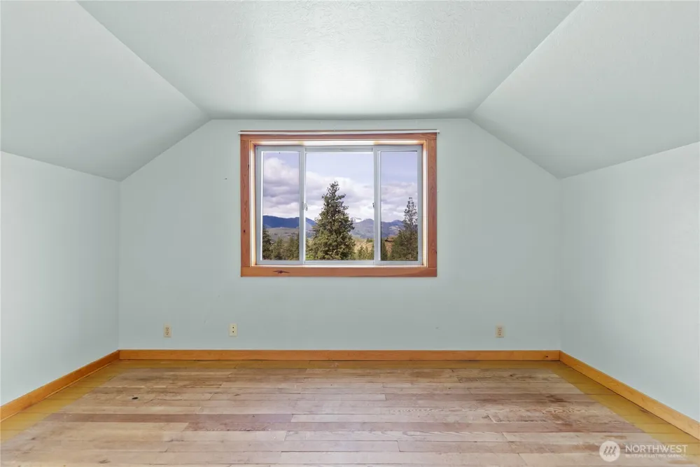 511 Bluff St Winthrop, WA 98862