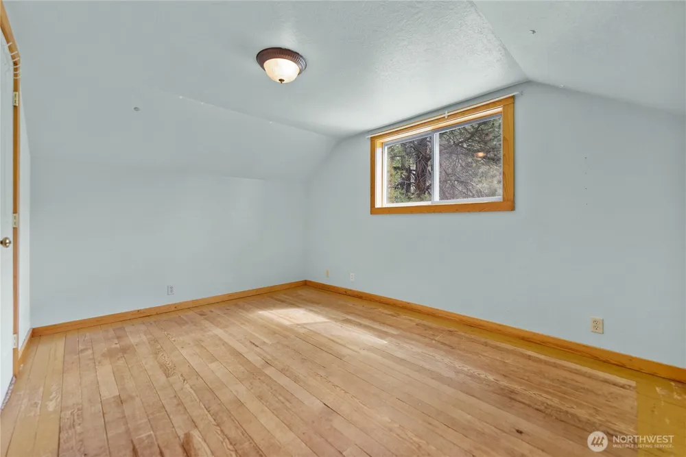 511 Bluff St Winthrop, WA 98862