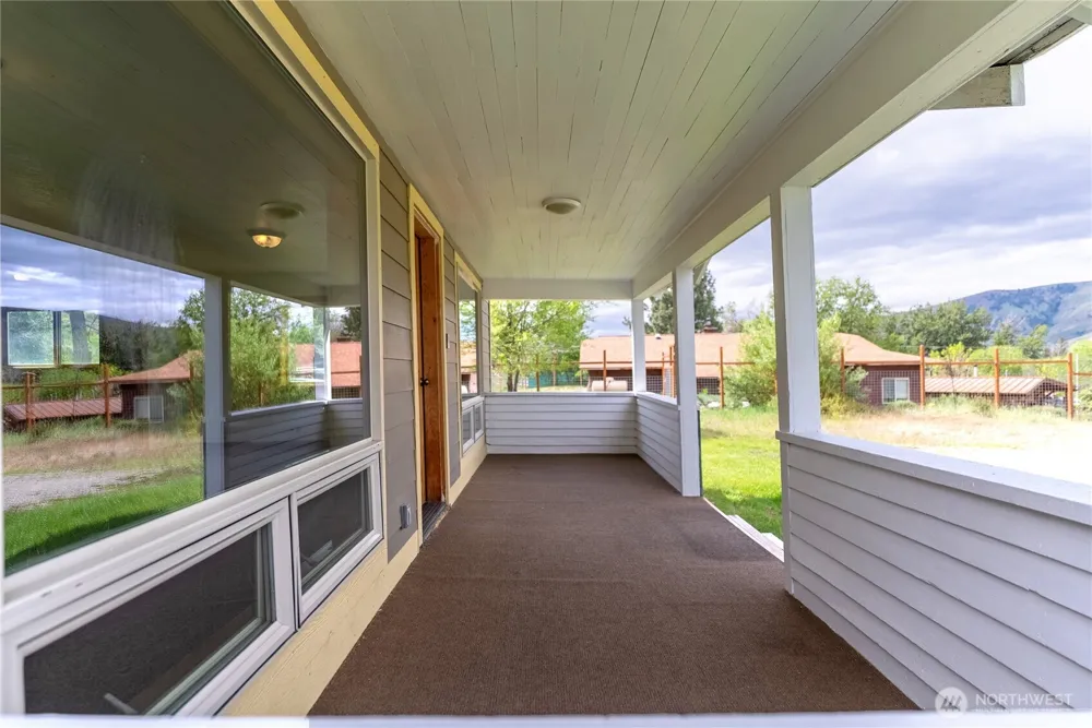 511 Bluff St Winthrop, WA 98862