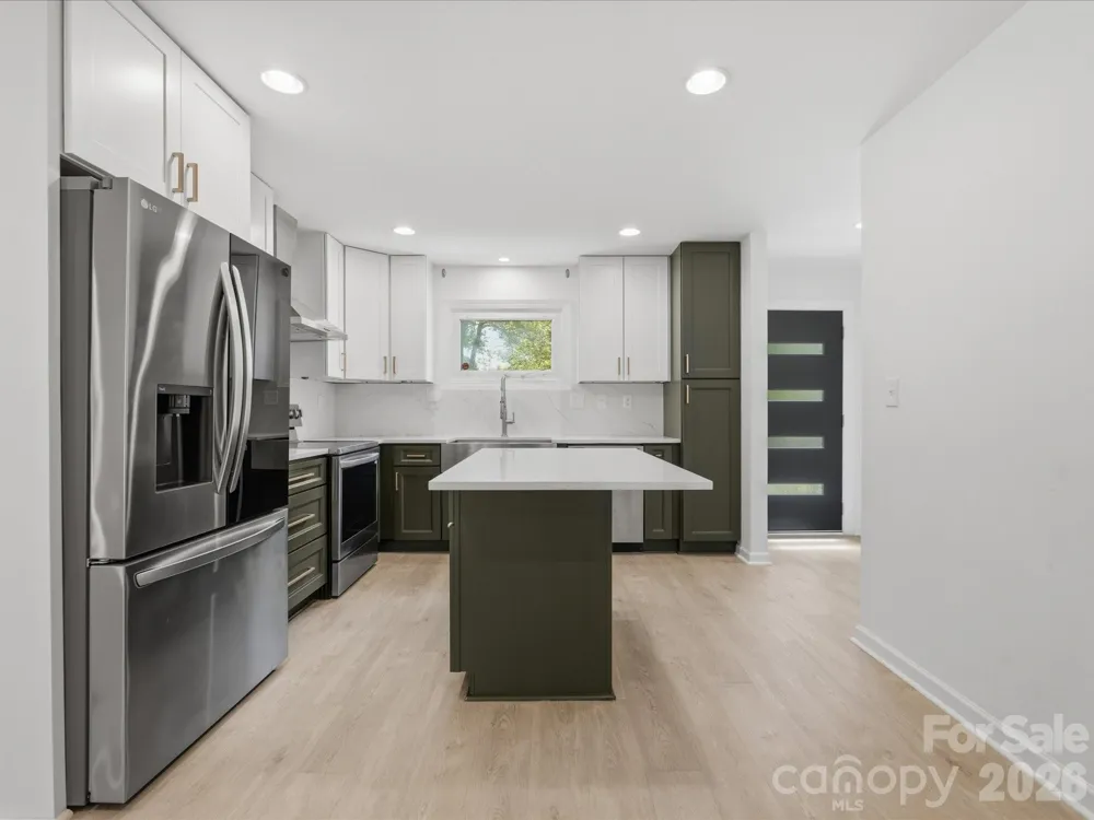 3633 Rosehaven Drive Charlotte, NC 28205