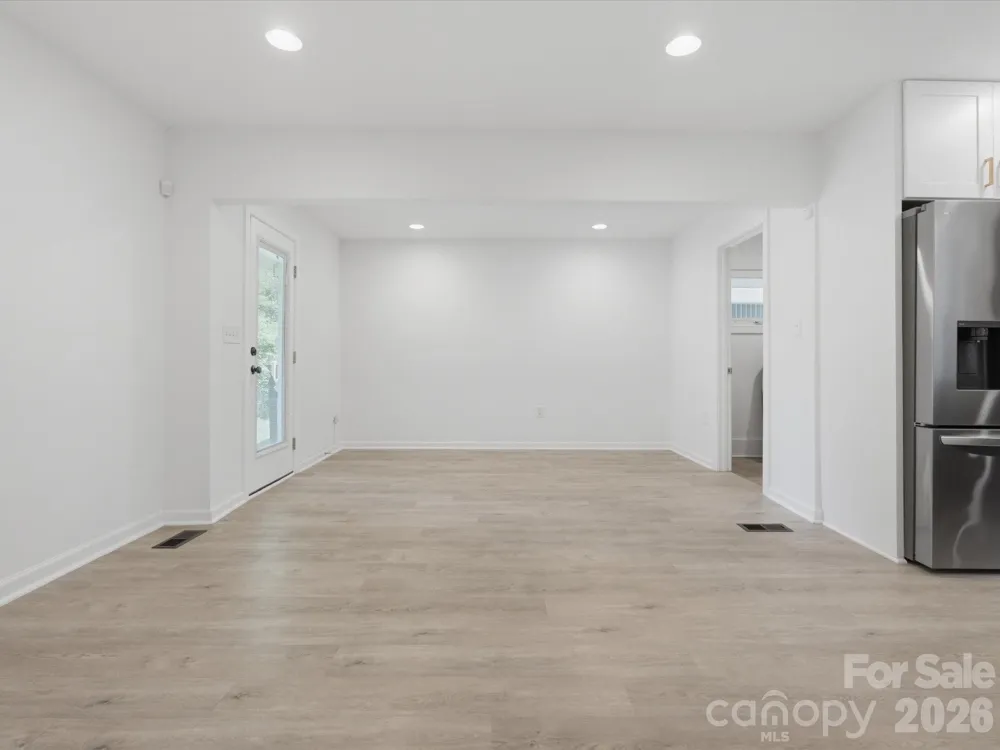 3633 Rosehaven Drive Charlotte, NC 28205