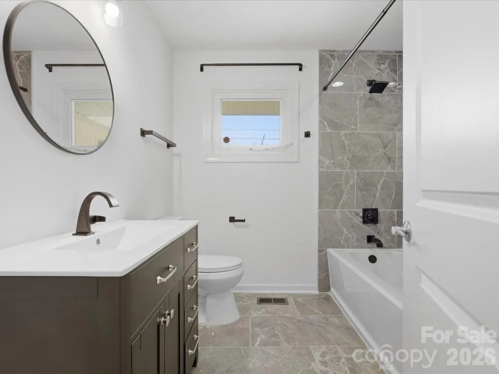 3633 Rosehaven Drive Charlotte, NC 28205