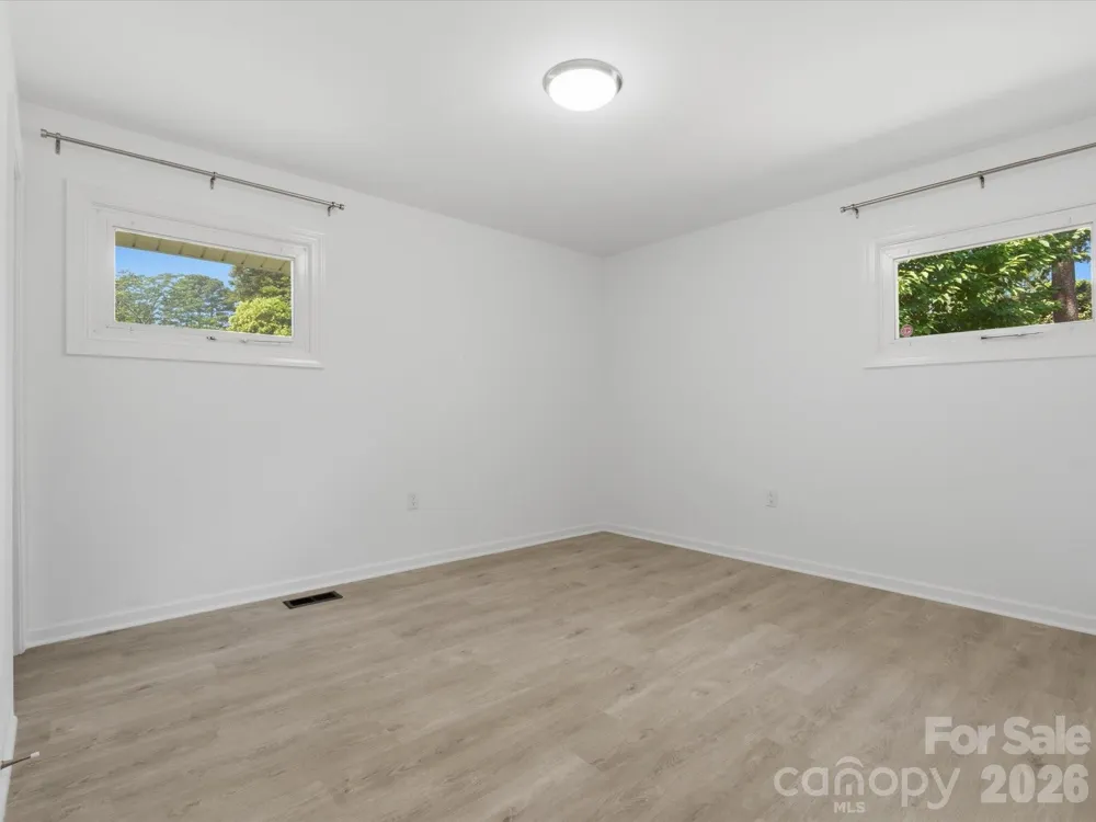 3633 Rosehaven Drive Charlotte, NC 28205