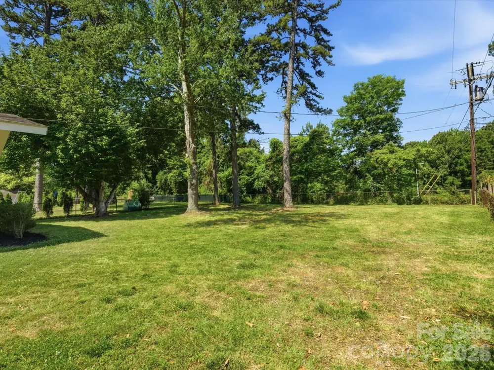 3633 Rosehaven Drive Charlotte, NC 28205