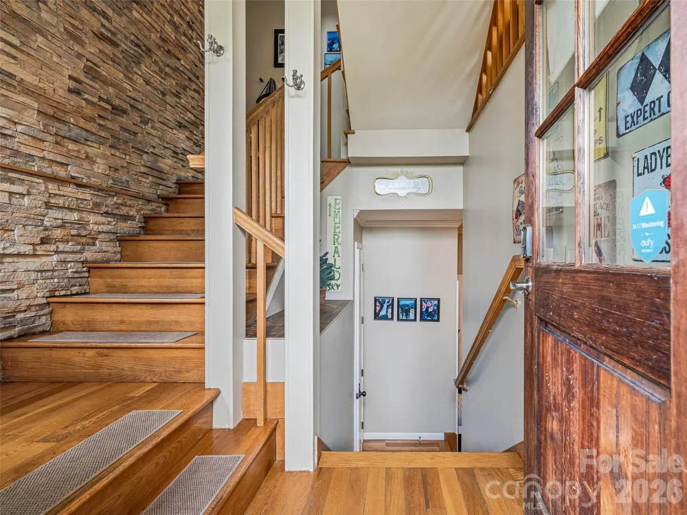 95 Breakaway Trail S Mars Hill, NC 28754