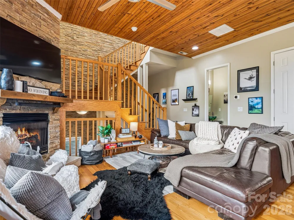 95 Breakaway Trail S Mars Hill, NC 28754
