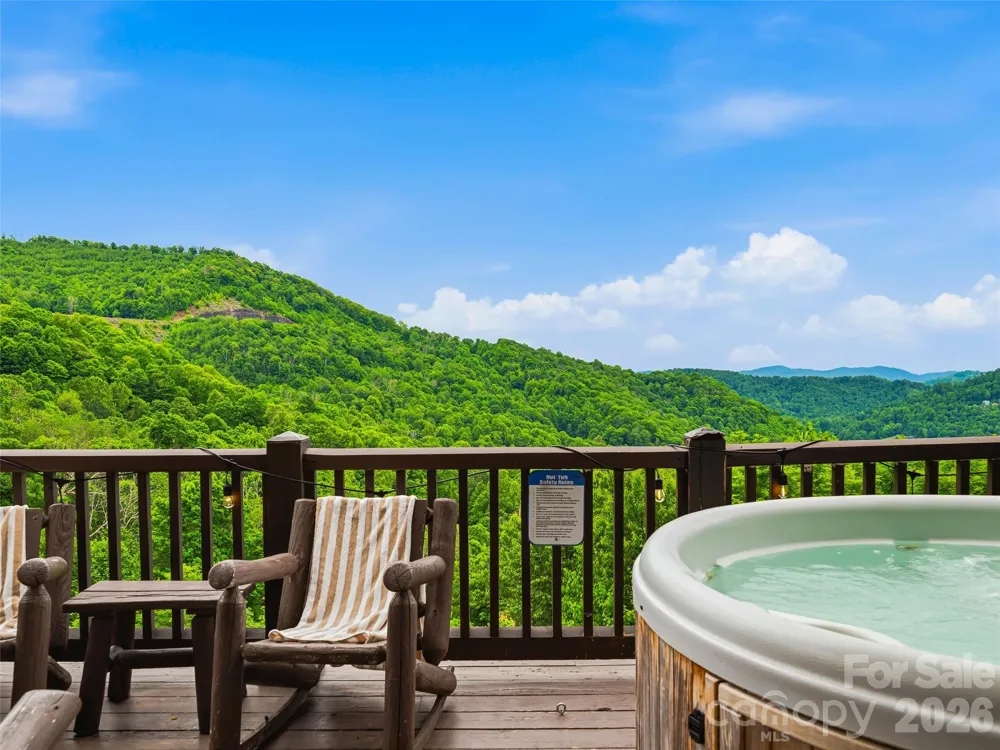 95 Breakaway Trail S Mars Hill, NC 28754