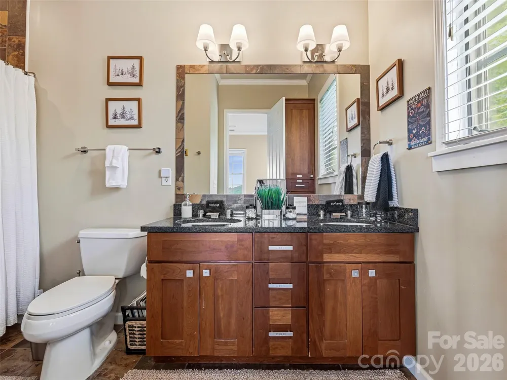 95 Breakaway Trail S Mars Hill, NC 28754