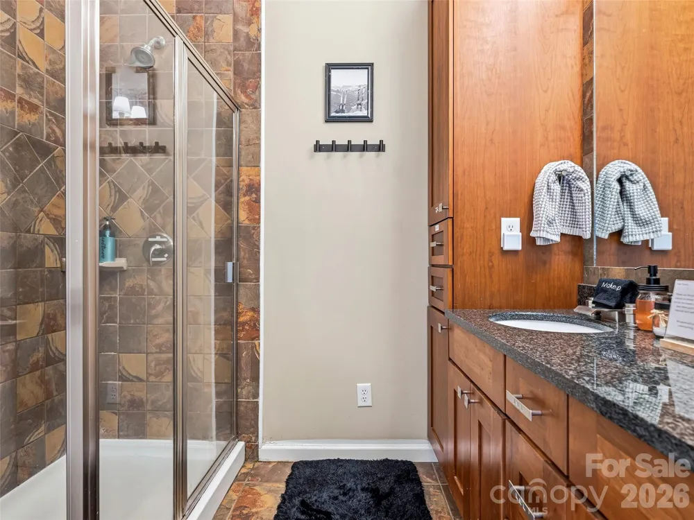 95 Breakaway Trail S Mars Hill, NC 28754