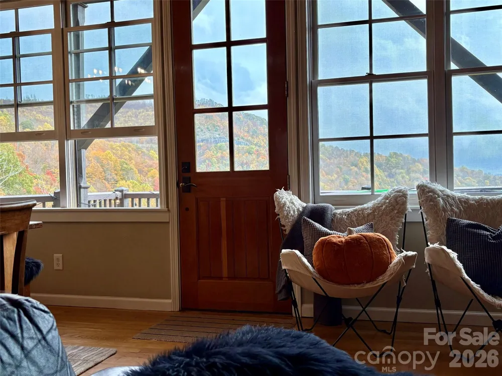 95 Breakaway Trail S Mars Hill, NC 28754