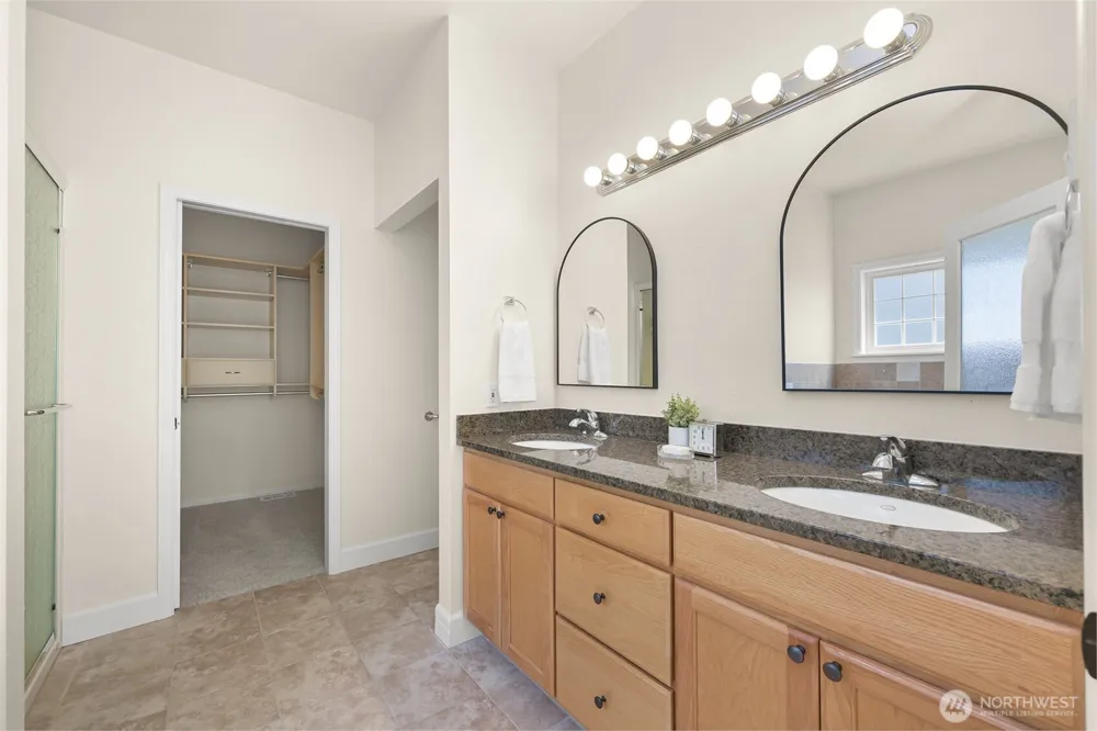 500 Fieldstone Loop #14 Lynden, WA 98264
