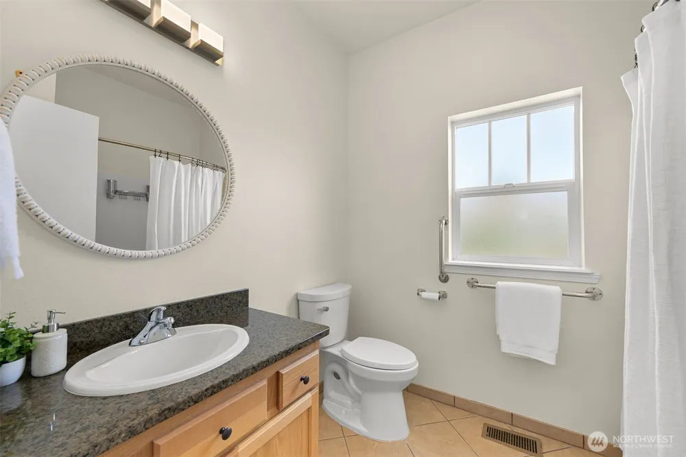 500 Fieldstone Loop #14 Lynden, WA 98264