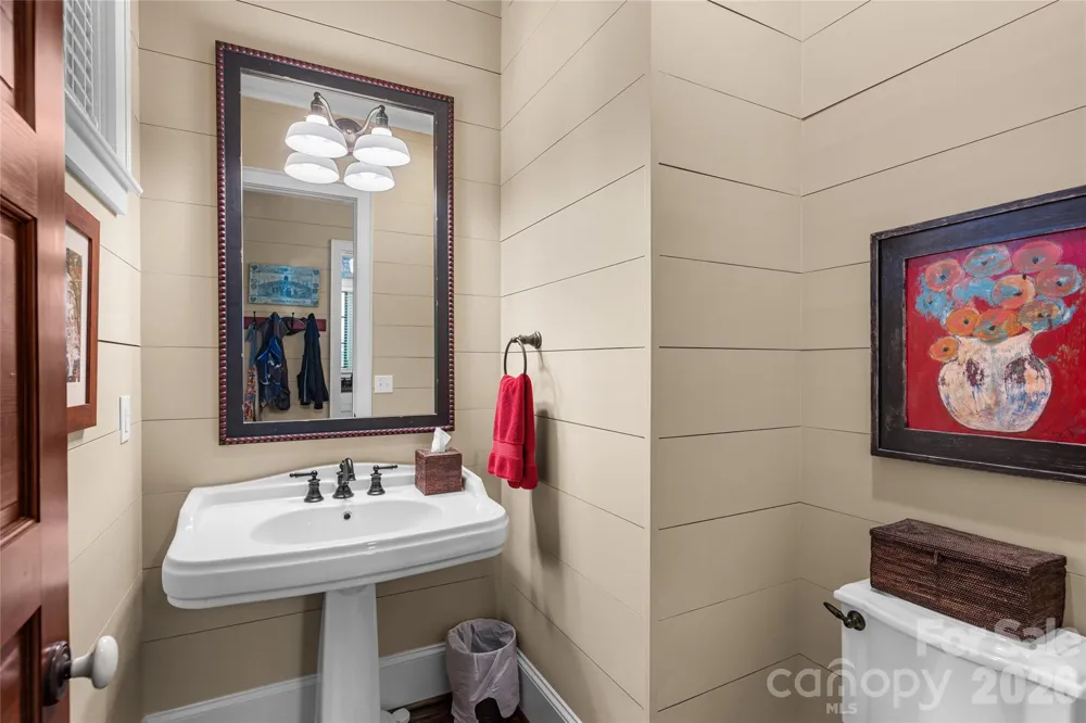 1585 Cold Mountain Road Lake Toxaway, NC 28747