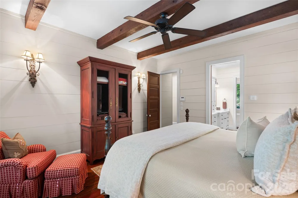 1585 Cold Mountain Road Lake Toxaway, NC 28747