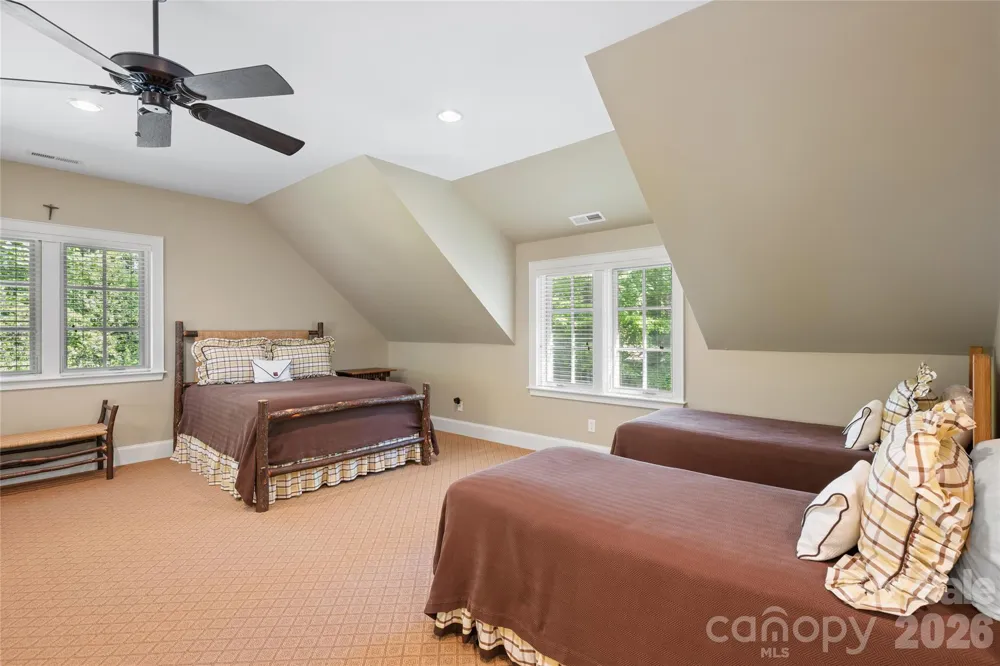 1585 Cold Mountain Road Lake Toxaway, NC 28747