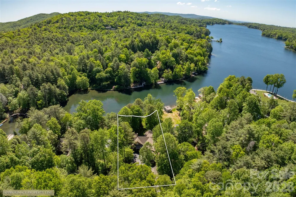 1585 Cold Mountain Road Lake Toxaway, NC 28747