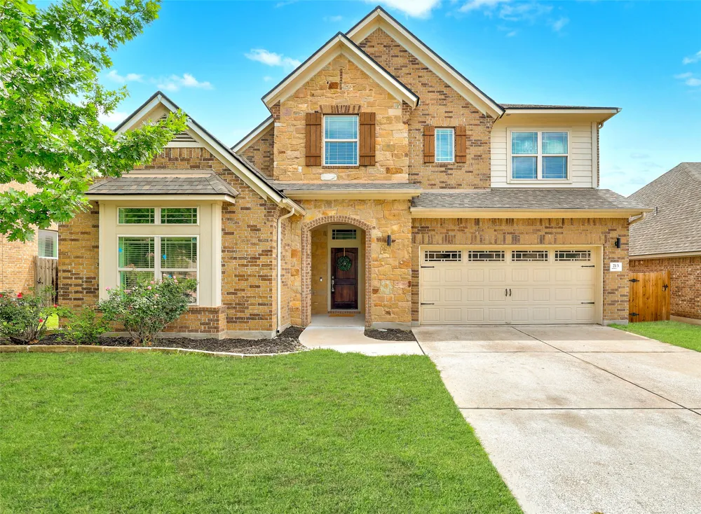 213 Southern Cross Drive