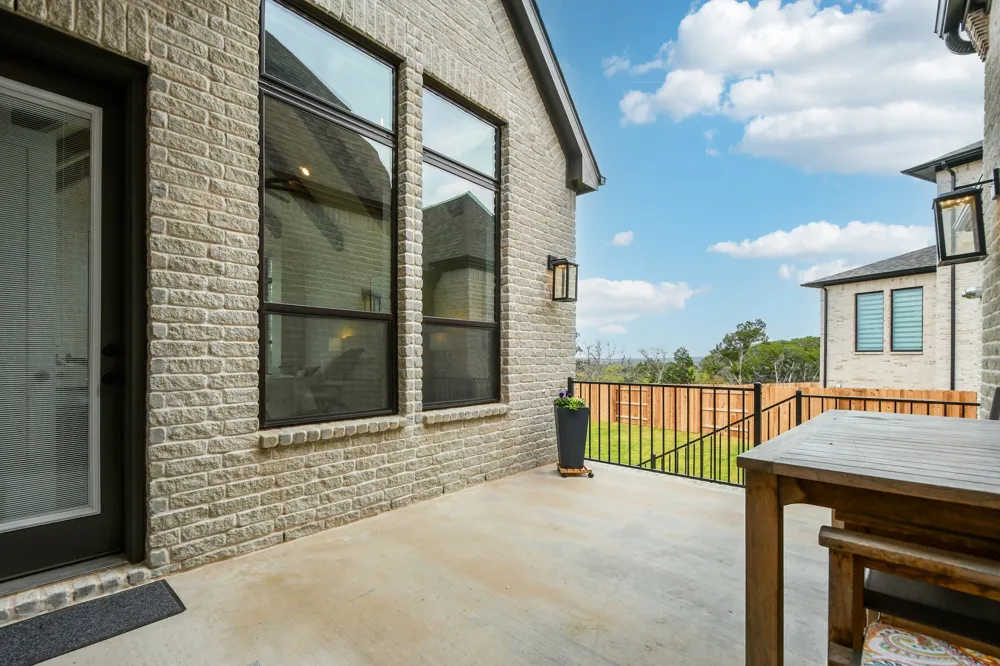 1652 Hosanna Grande Way Leander, TX 78641