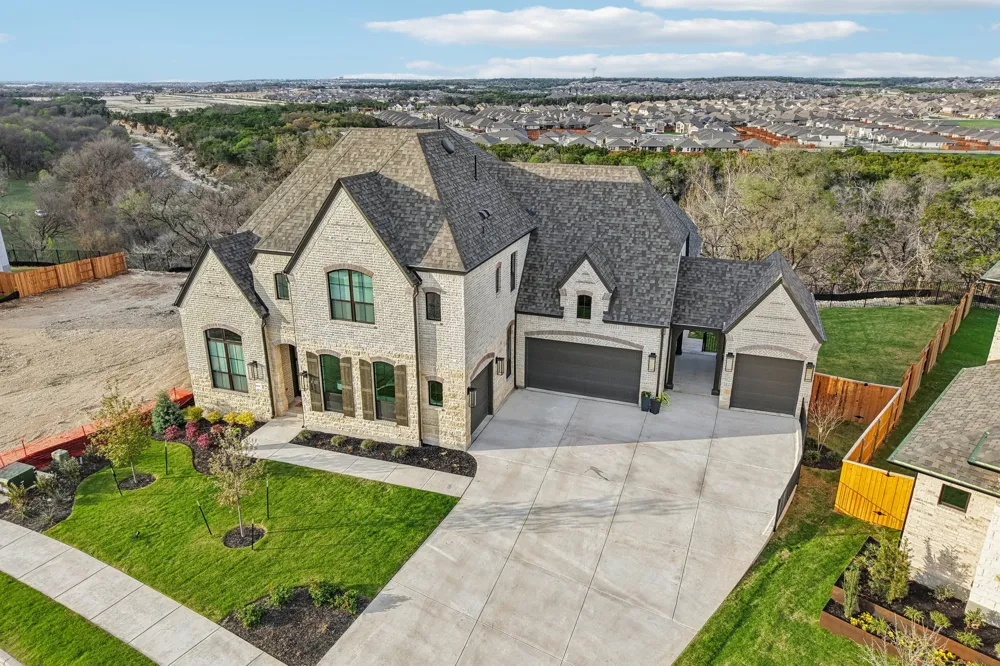 1652 Hosanna Grande Way Leander, TX 78641