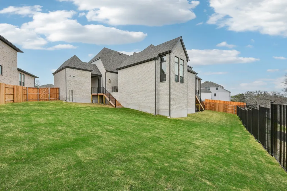 1652 Hosanna Grande Way Leander, TX 78641