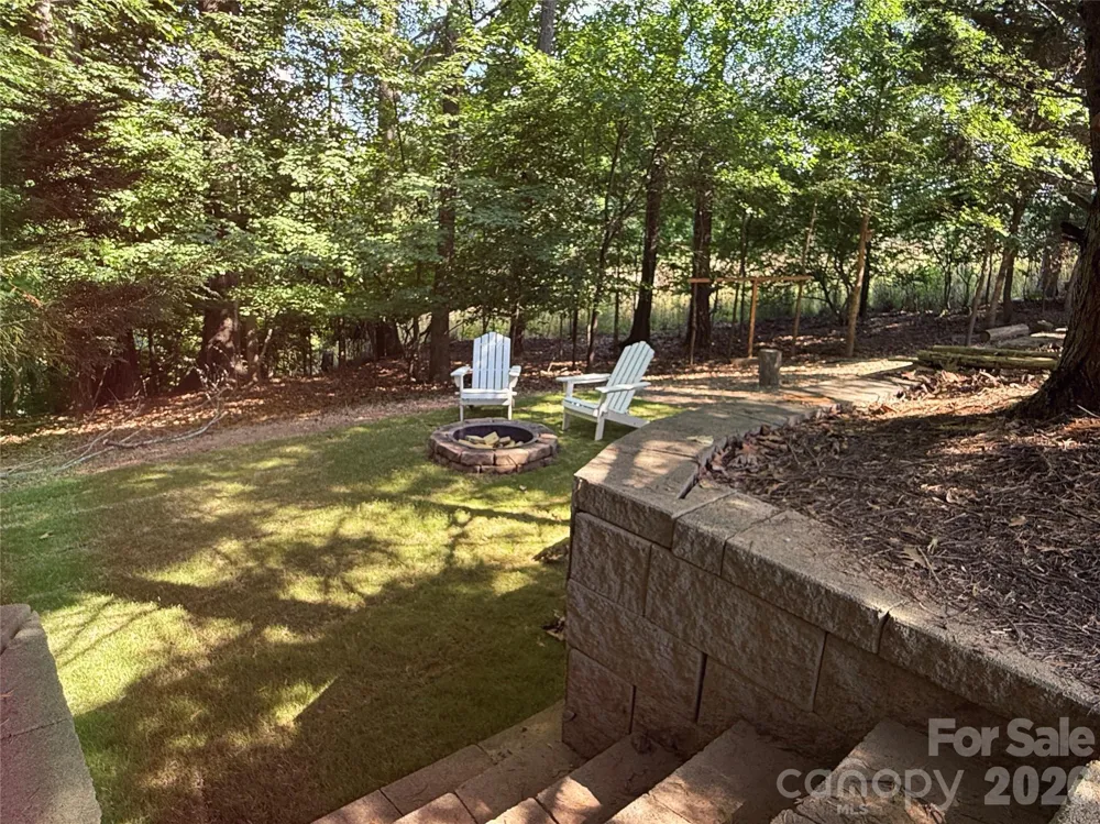 5093 Gladiola Way Tega Cay, SC 29708