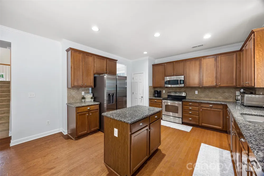 5093 Gladiola Way Tega Cay, SC 29708