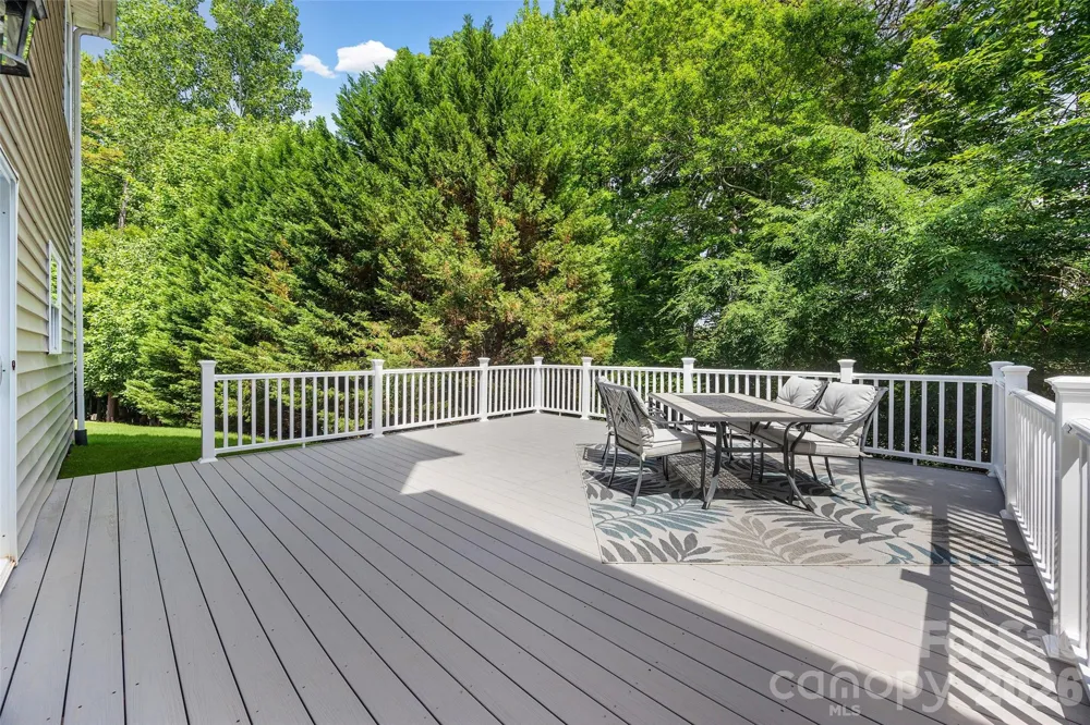 5093 Gladiola Way Tega Cay, SC 29708