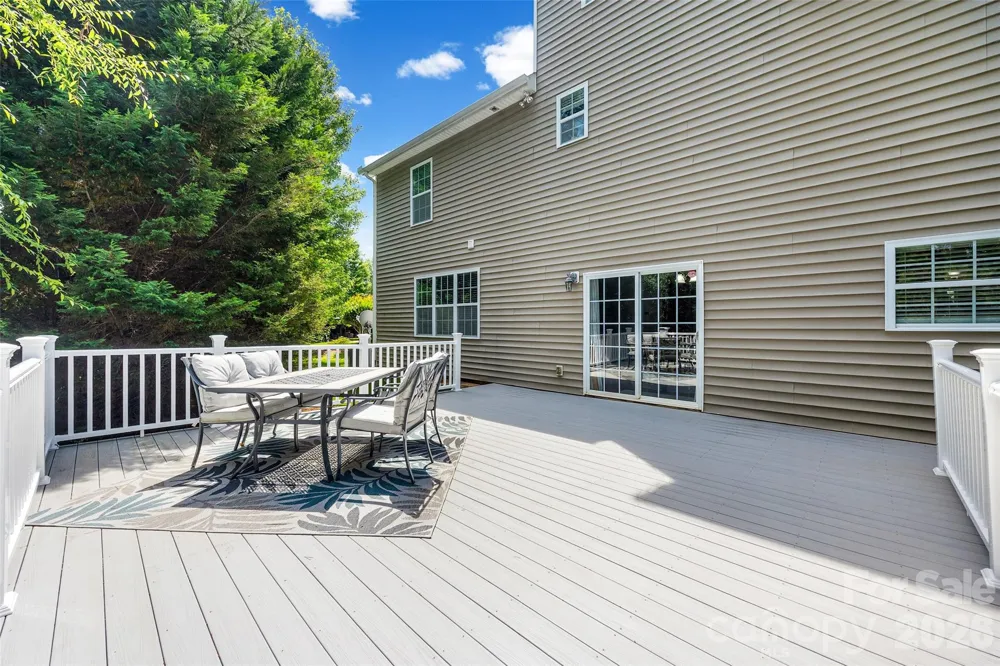 5093 Gladiola Way Tega Cay, SC 29708