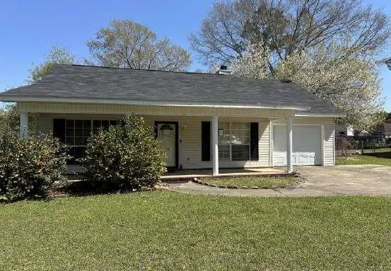 85 Nomad Circle Kinsey, AL 36303