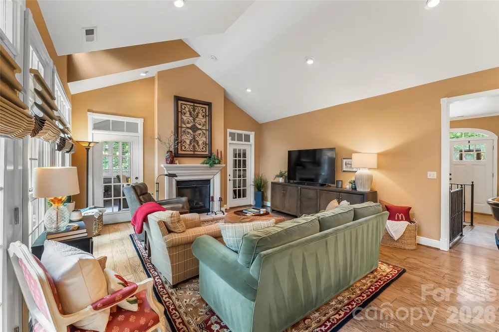 483 Cross Creek Drive #26 Marion, NC 28752