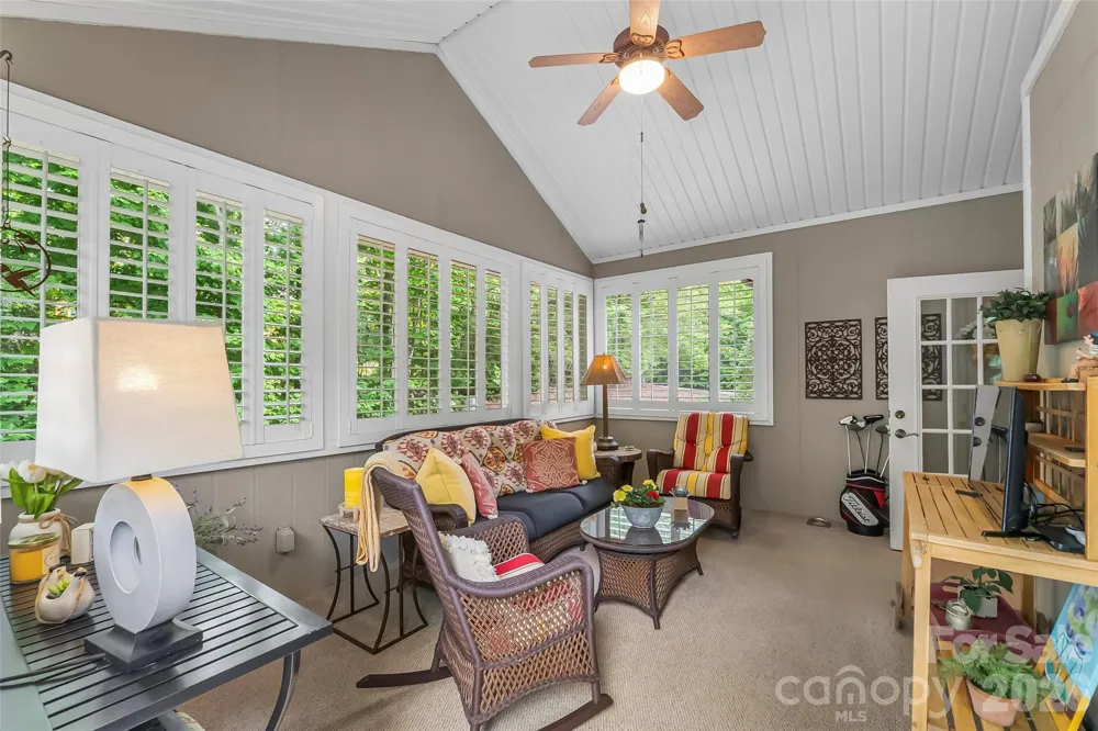 483 Cross Creek Drive #26 Marion, NC 28752