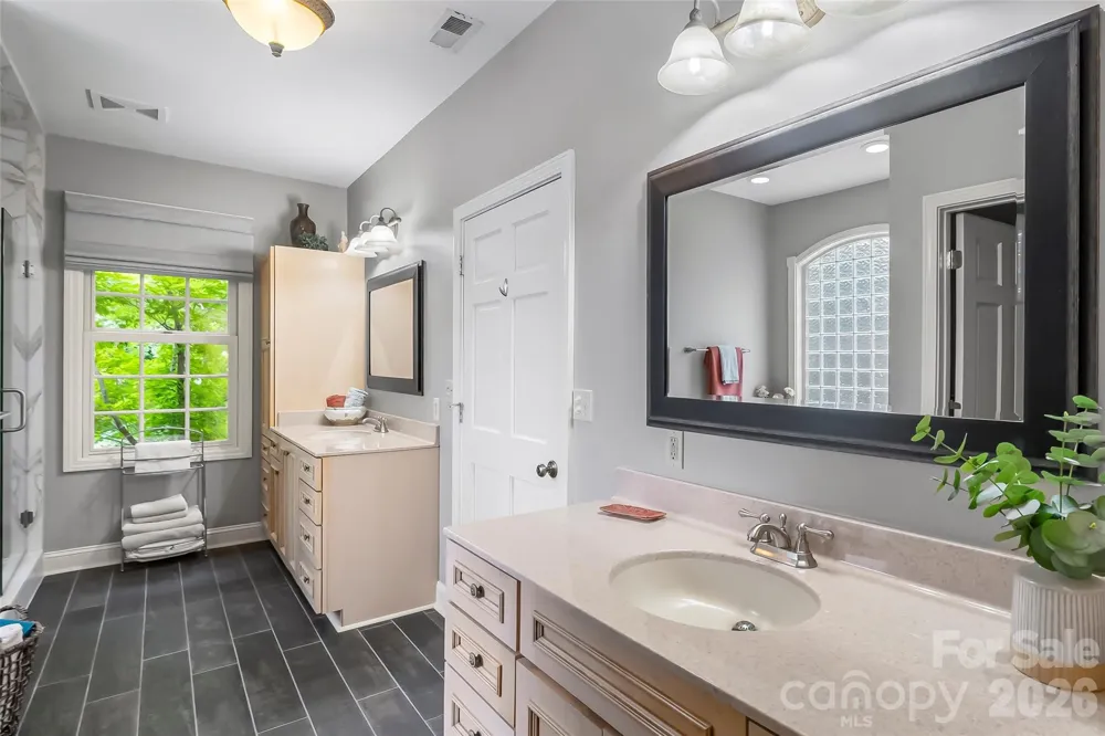 483 Cross Creek Drive #26 Marion, NC 28752
