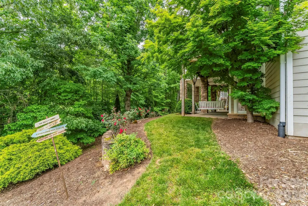 483 Cross Creek Drive #26 Marion, NC 28752
