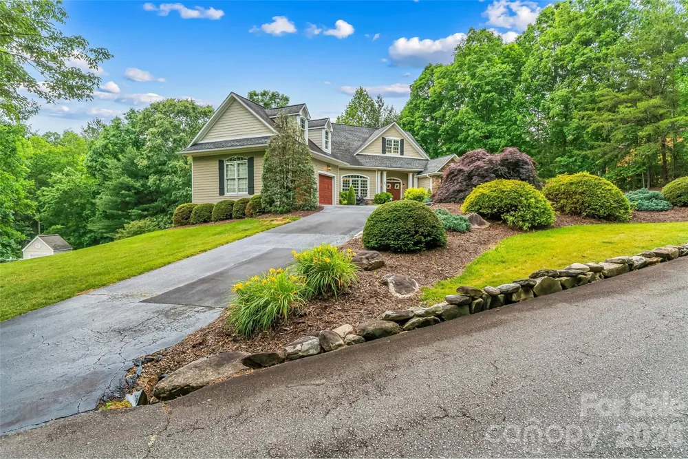 483 Cross Creek Drive #26 Marion, NC 28752