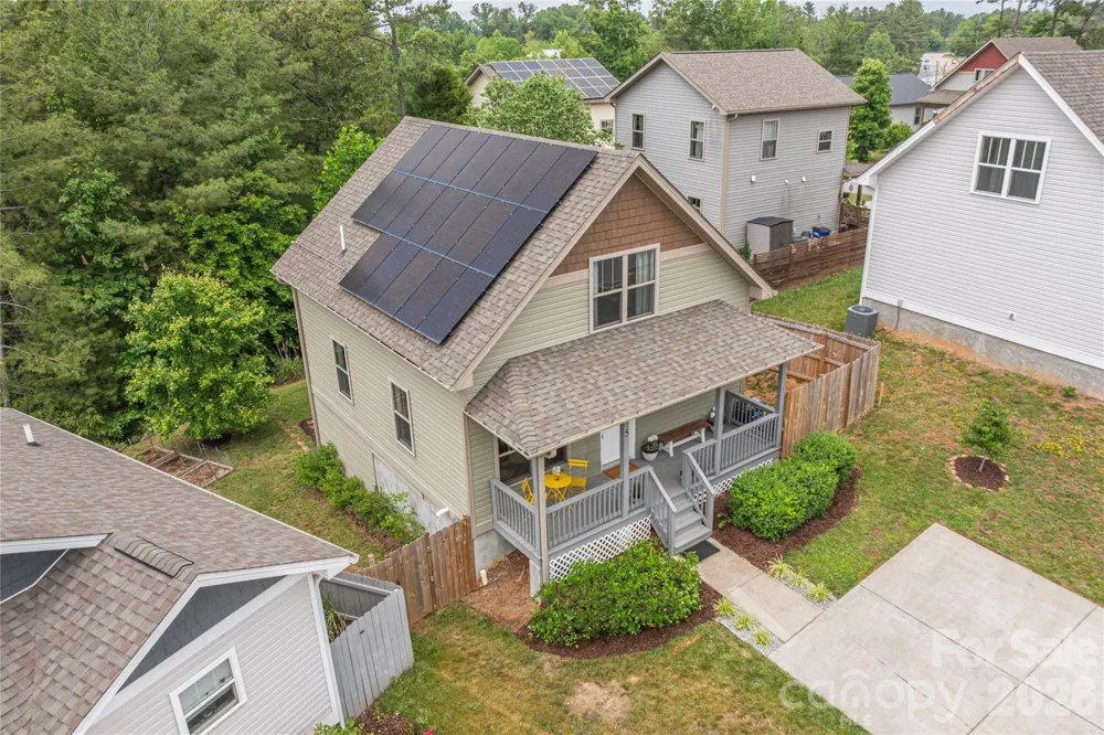 5 Declan Drive Weaverville, NC 28787