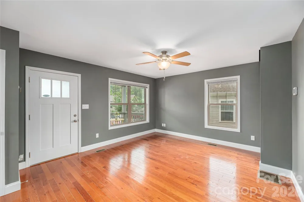 5 Declan Drive Weaverville, NC 28787