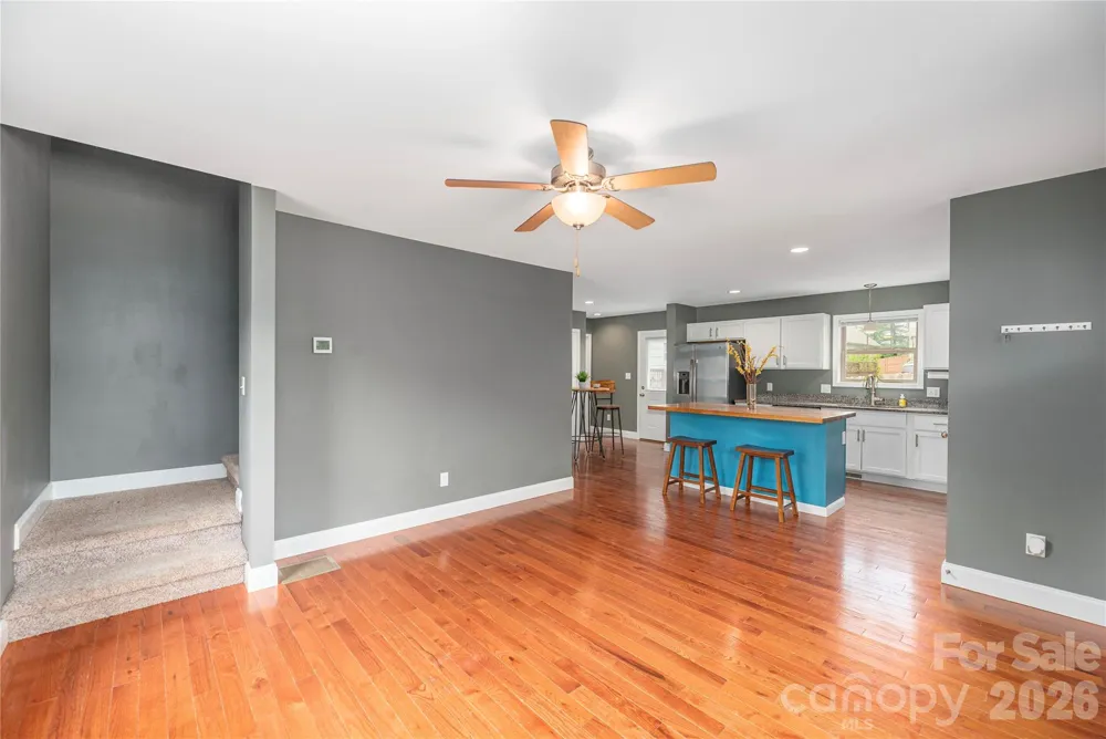 5 Declan Drive Weaverville, NC 28787