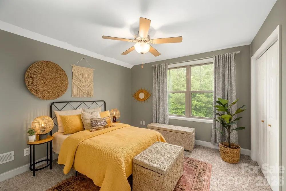 5 Declan Drive Weaverville, NC 28787