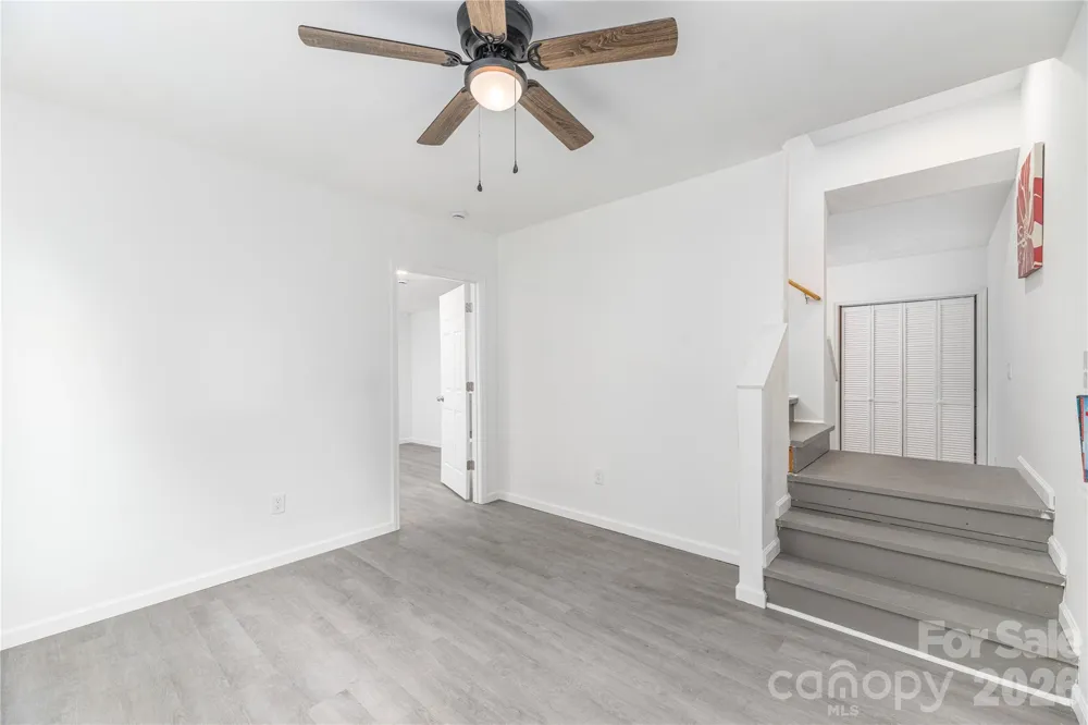 5 Declan Drive Weaverville, NC 28787