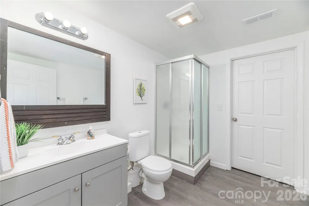 5 Declan Drive Weaverville, NC 28787