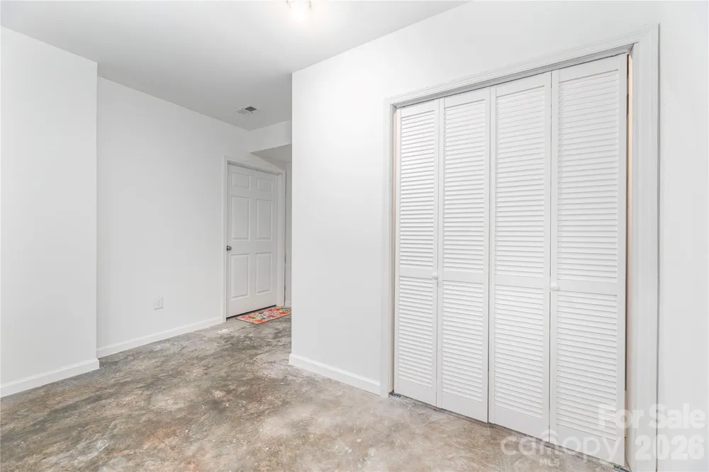 5 Declan Drive Weaverville, NC 28787