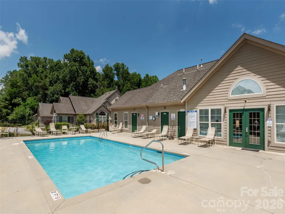 743 Summerfield Place Flat Rock, NC 28731