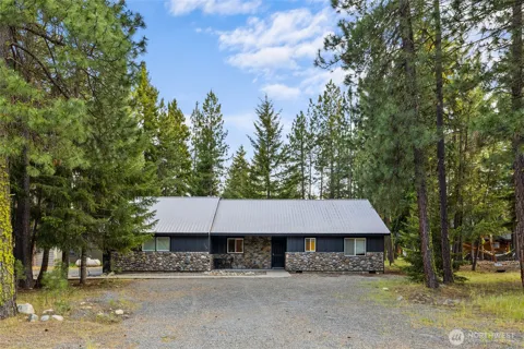750 Evergreen Valley Loop Road